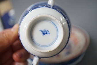 Two Chinese porcelain plates, a cup and cover and a small box, 18th/19th century 16.5cm